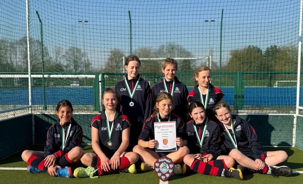 Oratory Prep School U12 Girls Crowned In2Hockey South Regional Champions
